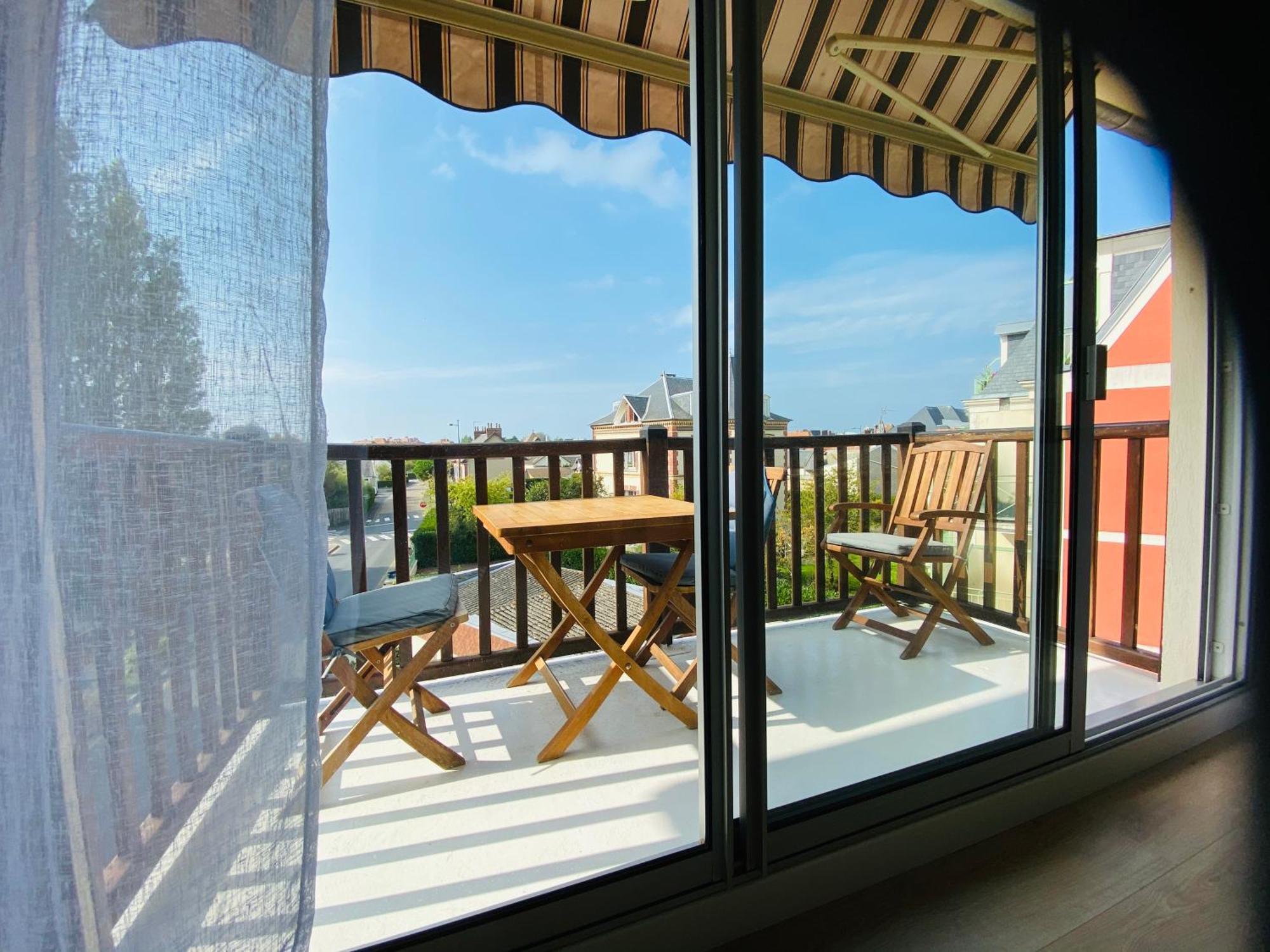 Hyper Centre - 2 Pieces Tout Confort - Terrasse - Ascenseur - Cabourg Esterno foto